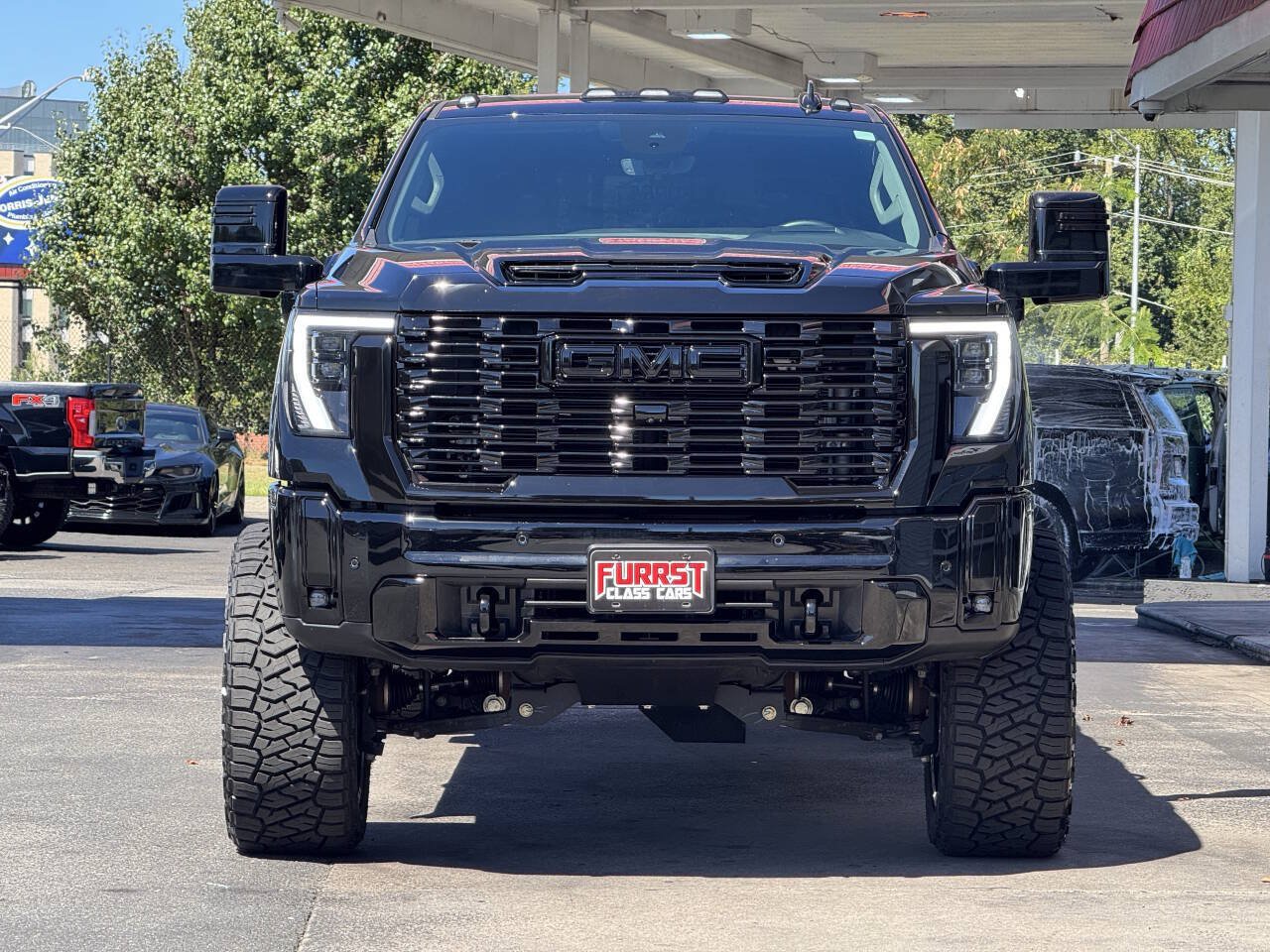 Used 2025 GMC Sierra 3500 Denali w/ Denali Reserve Package AWD/4WD image 7