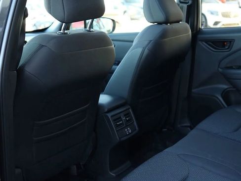 Used 2025 Subaru Forester Premium w/ Convenience Package #1 image 34