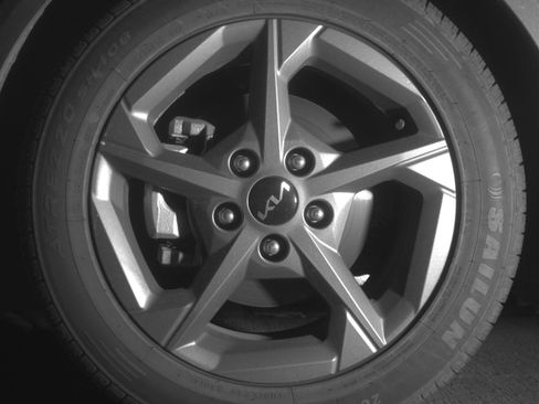 Used 2025 Kia K4 LXS FWD image 12