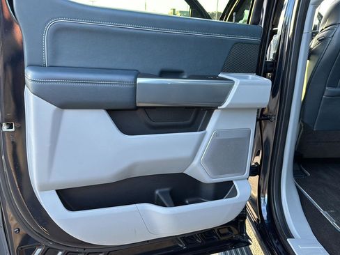 Used 2022 Ford F150 Limited image 15