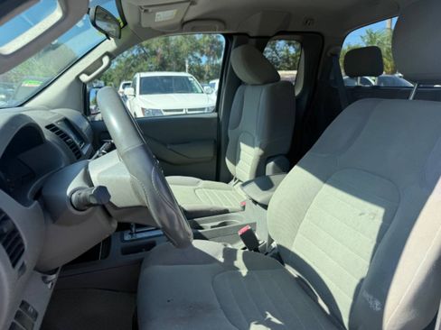 Used 2013 Nissan Frontier S RWD image 13