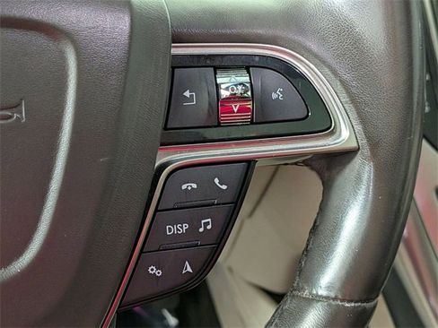 Used 2019 Lincoln Nautilus Select image 20