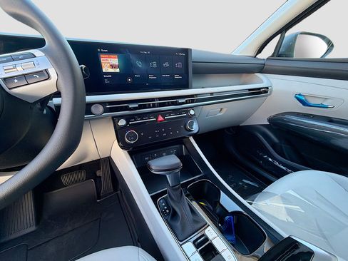 New 2026 Hyundai Tucson SEL image 23