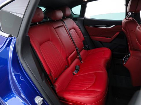 Certified 2023 Maserati Levante GT AWD/4WD image 15