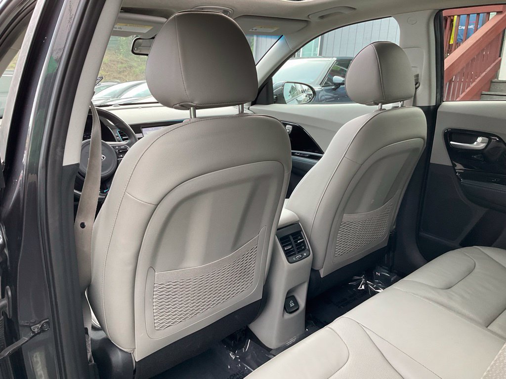 Used 2019 Kia Niro EX Premium w/ Sunroof Package FWD image 32