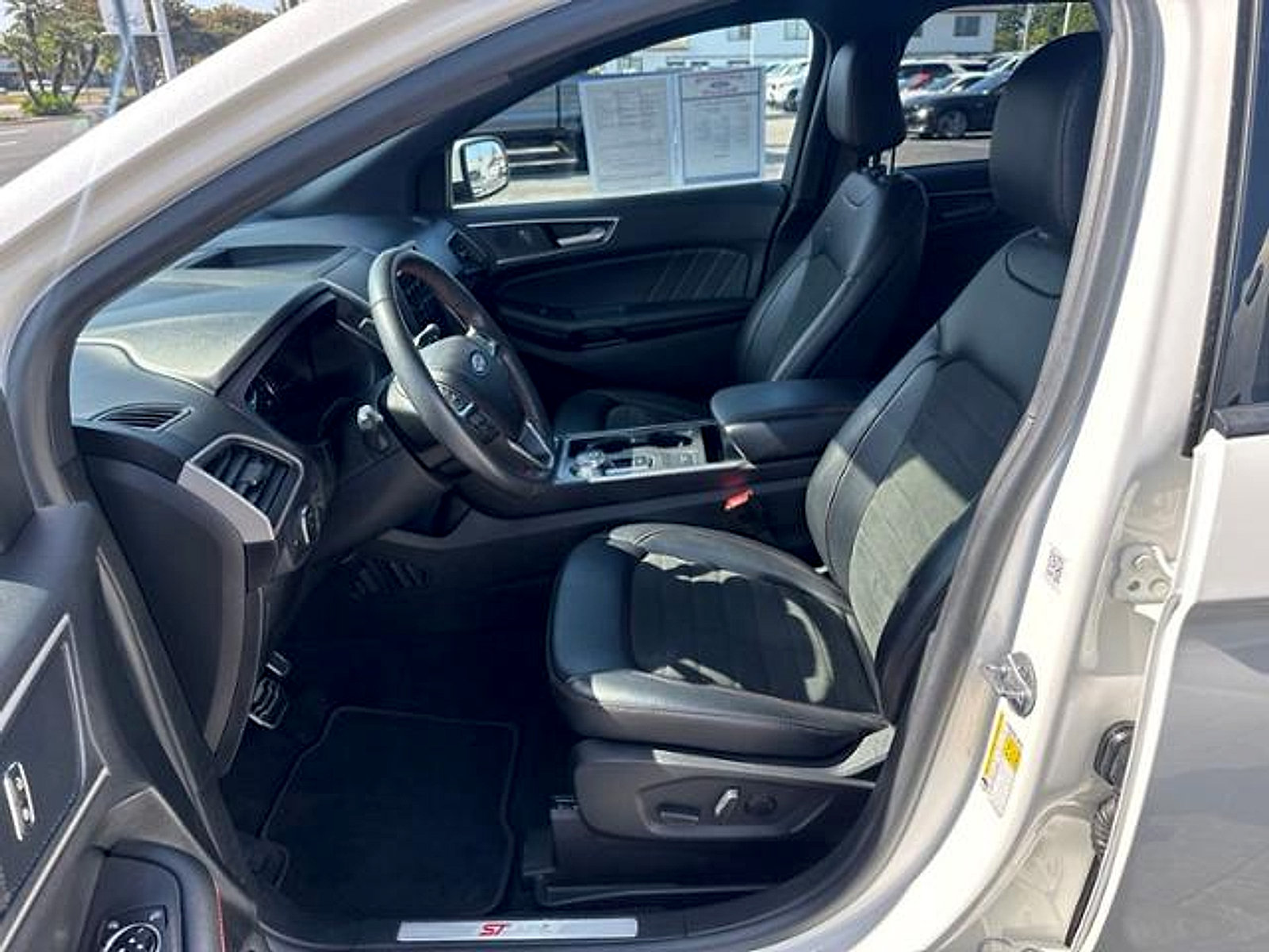 Used 2023 Ford Edge ST-Line AWD/4WD image 15