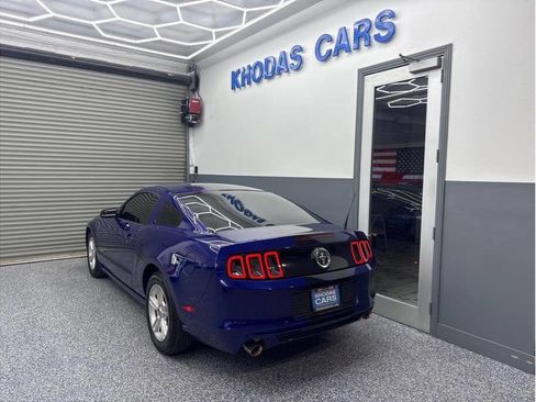 Used 2014 Ford Mustang Coupe w/ Equipment Group 102A RWD image 3