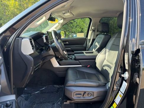 Used 2024 Toyota Tundra SR5 w/ SR5 Premium Package AWD/4WD image 25