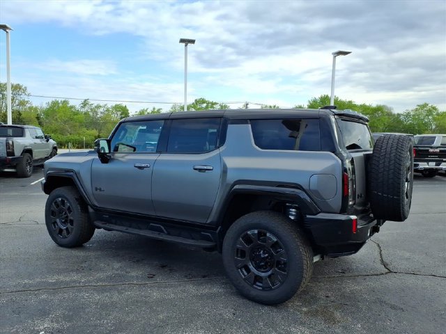 New 2026 GMC Hummer EV 3X w/ Carbon Fiber Edition Package AWD/4WD image 9
