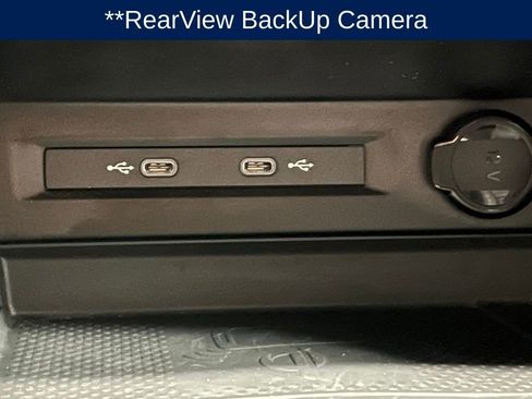 Used 2023 Volkswagen Tiguan SE R-Line image 14