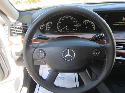 Used 2008 Mercedes-Benz S 550 image 30