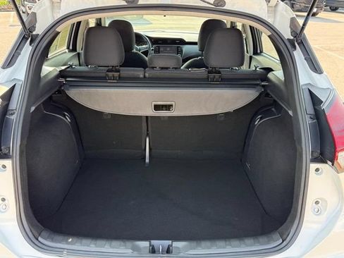 Used 2023 Nissan Kicks SV FWD image 4