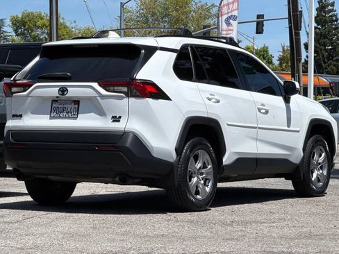 Certified 2022 Toyota RAV4 XLE w/ Convenience Package AWD/4WD image 3