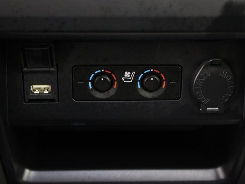 Used 2024 Toyota 4Runner Limited RWD image 23