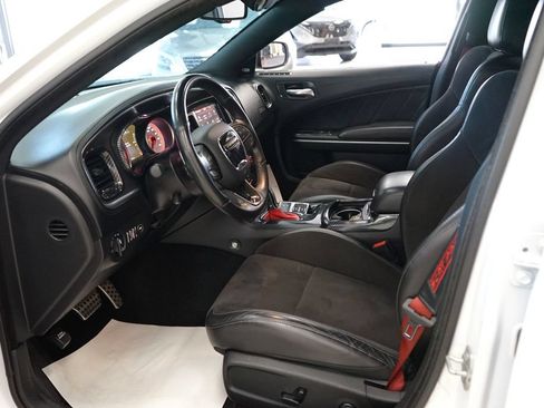 Used 2020 Dodge Charger Scat Pack w/ Plus Group RWD image 26