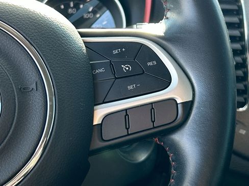 Used 2019 Jeep Compass Trailhawk image 14