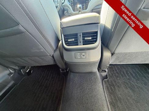 Used 2024 Subaru Outback Premium image 34