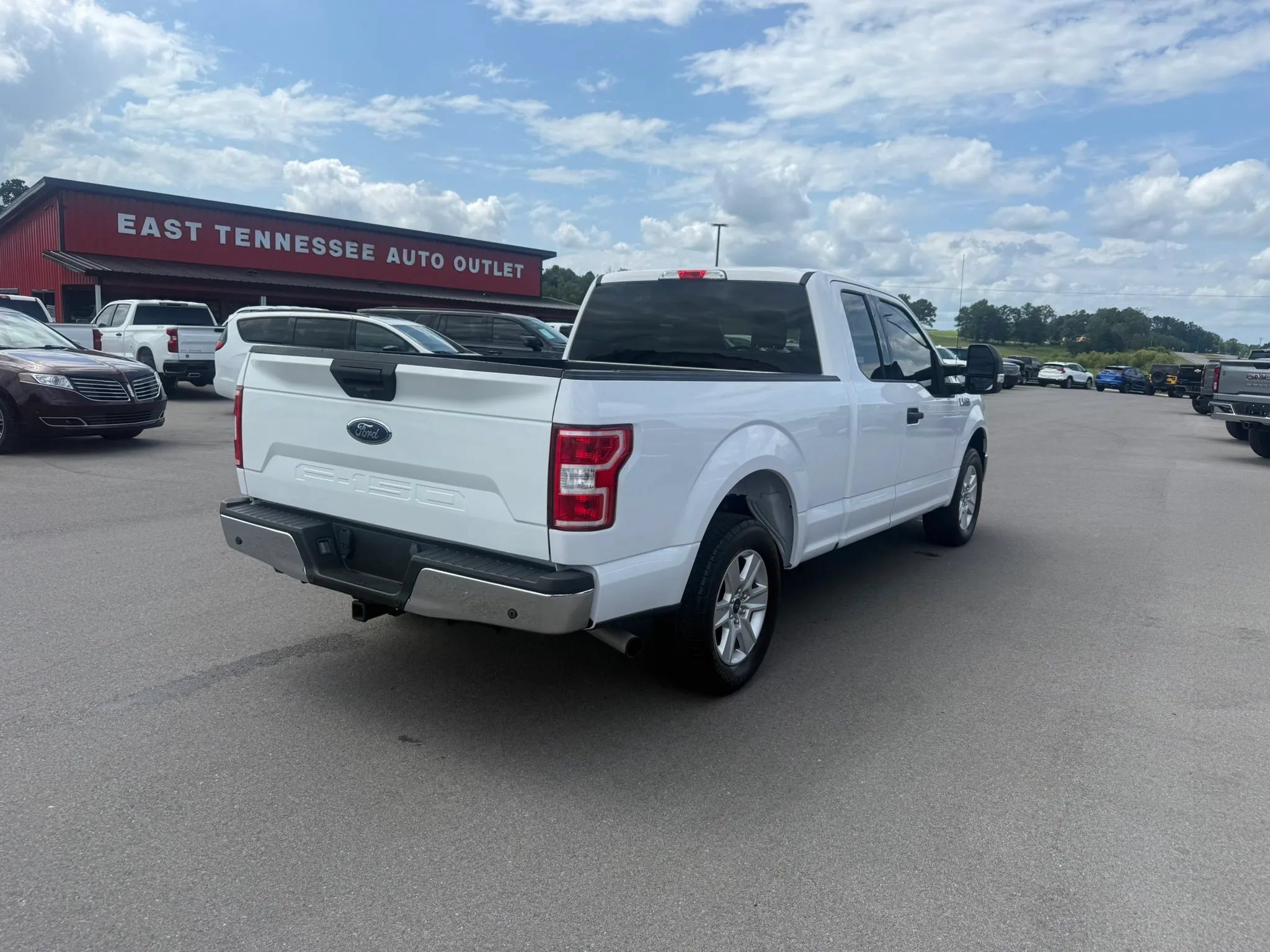 Used 2019 Ford F150 XLT w/ Equipment Group 301A Mid RWD image 4