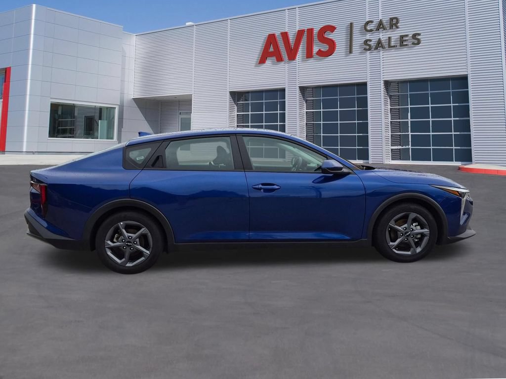 Used 2025 Kia K4 FWD image 5