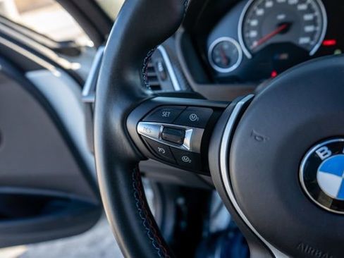 Used 2018 BMW M3 image 19