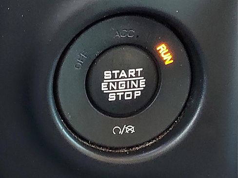 Used 2021 Jeep Gladiator Rubicon image 17