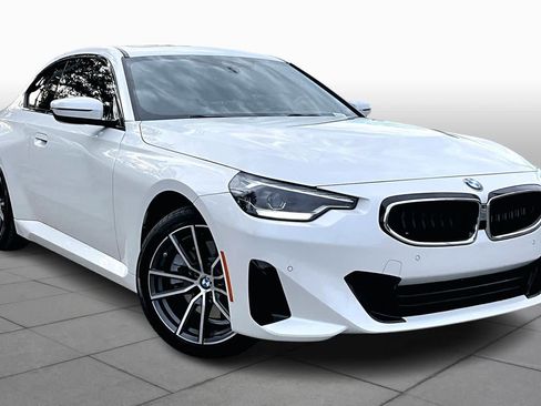 Used 2023 BMW 230i 230i w/ Convenience Package image 2