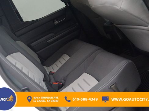 Used 2024 Toyota Tacoma TRD Sport image 15