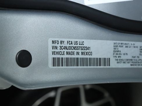 Used 2025 Jeep Compass Limited AWD/4WD image 20