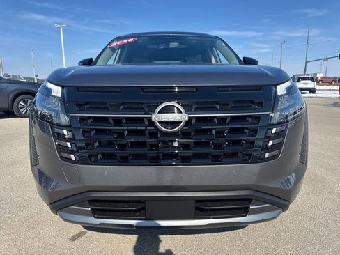 New 2026 Nissan Pathfinder Platinum image 10