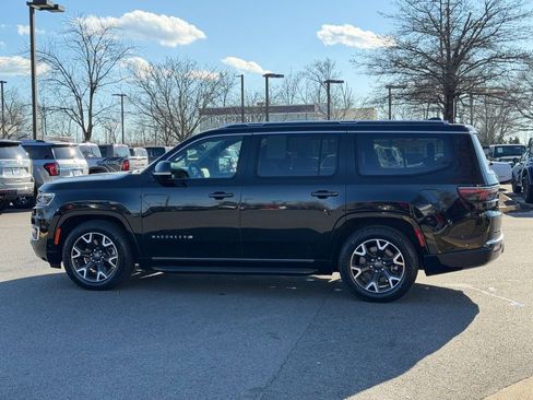 Certified 2024 Jeep Wagoneer Series III image 10