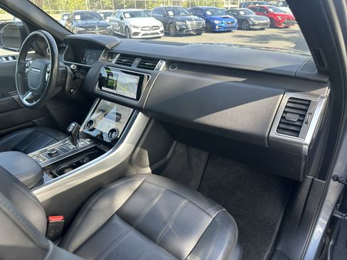 Used 2019 Land Rover Range Rover Sport SE AWD/4WD image 21