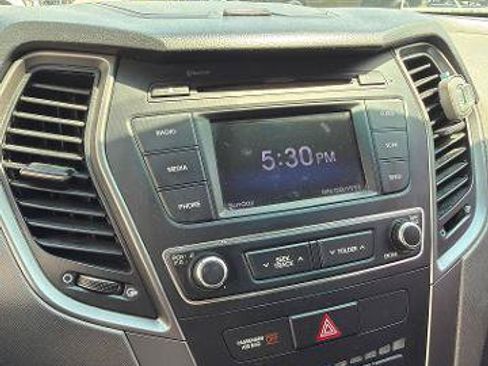 Used 2018 Hyundai Santa Fe Sport FWD image 12