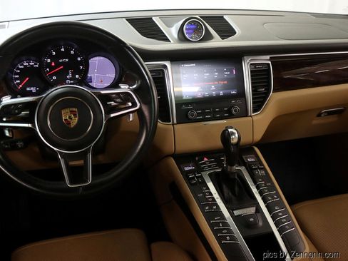 Used 2017 Porsche Macan GTS image 17