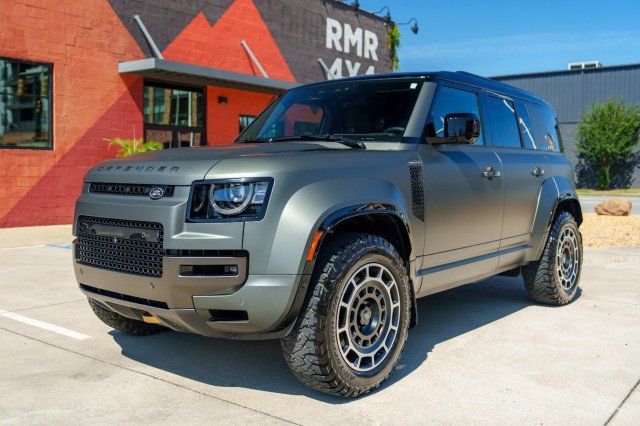 Used 2025 Land Rover Defender 110 AWD/4WD image 1