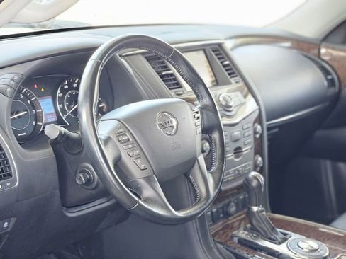 Used 2020 Nissan Armada SL image 12