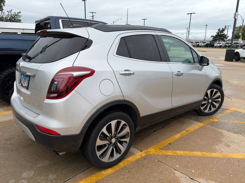 Used 2018 Buick Encore Preferred FWD image 2