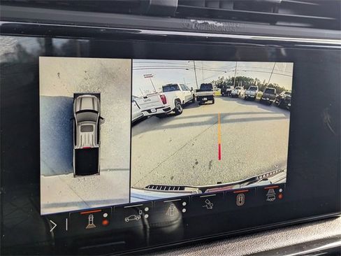 Used 2024 GMC Sierra 1500 AT4 w/ Technology Package image 24