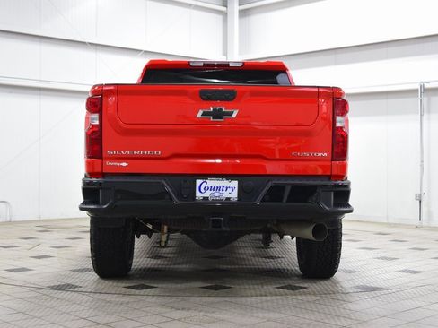 Used 2024 Chevrolet Silverado 2500 Custom w/ Custom Value Package image 7
