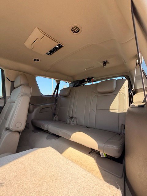 Used 2018 Chevrolet Suburban Premier AWD/4WD image 12