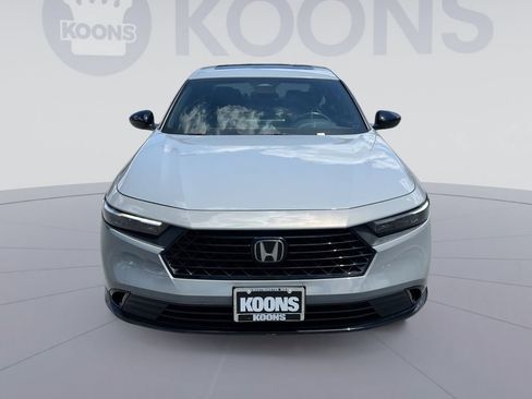 Used 2023 Honda Accord Sport image 11