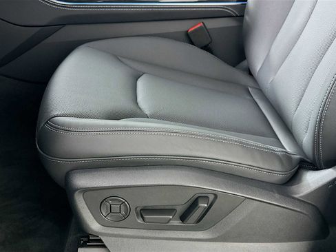 New 2026 Audi Q7 Premium Plus image 18