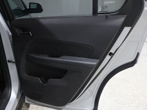 Used 2015 Chevrolet Equinox LT w/ Driver Convenience Package image 22