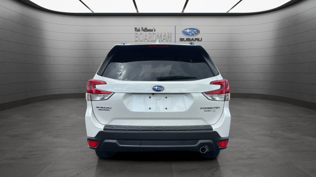 Used 2023 Subaru Forester Limited AWD/4WD image 6