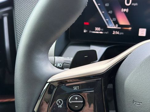 Used 2025 BMW X3 xDrive30i w/ Premium Package image 32