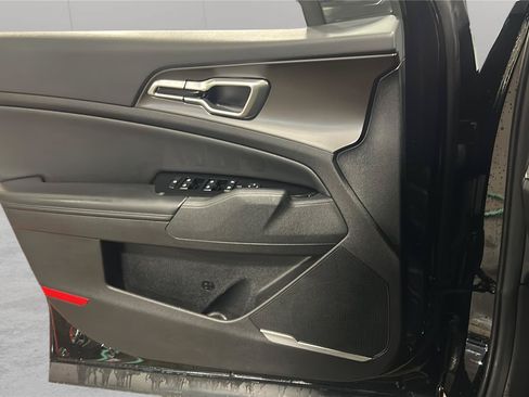 Used 2023 Kia Sportage EX FWD image 23