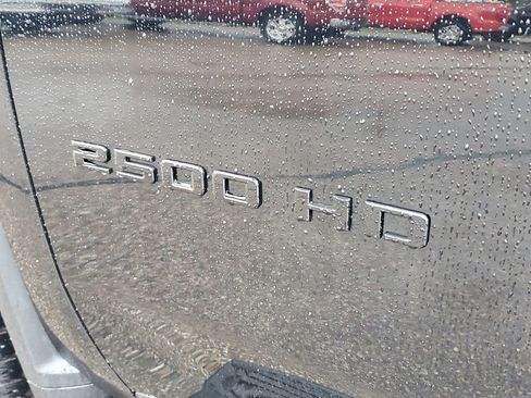 Used 2020 Chevrolet Silverado 2500 High Country image 7