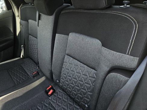 New 2026 Nissan Kicks SV image 9