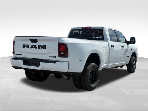 New 2026 RAM 3500 Big Horn AWD/4WD image 6