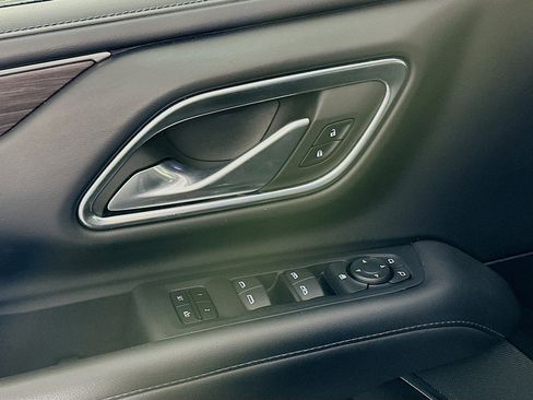 Used 2024 Chevrolet Tahoe LT image 15