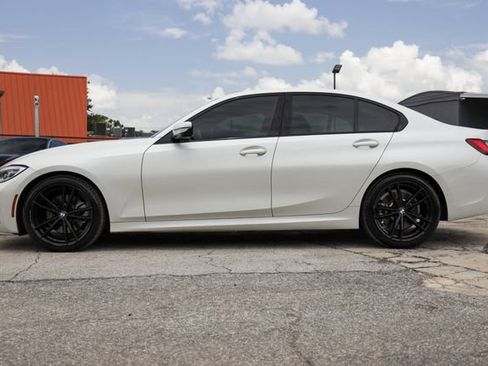 Used 2021 BMW 330i Sedan w/ M Sport Package RWD image 3